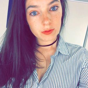 Meet your Posher, Danielle